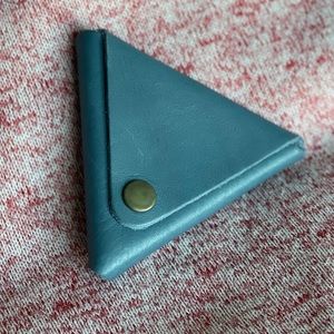 Portland Leather good triangle coin purse